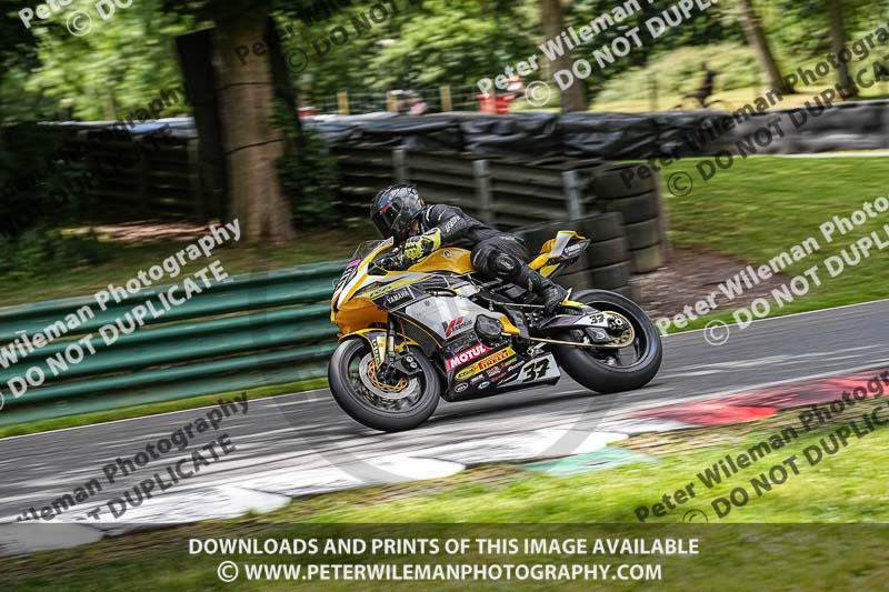 cadwell no limits trackday;cadwell park;cadwell park photographs;cadwell trackday photographs;enduro digital images;event digital images;eventdigitalimages;no limits trackdays;peter wileman photography;racing digital images;trackday digital images;trackday photos